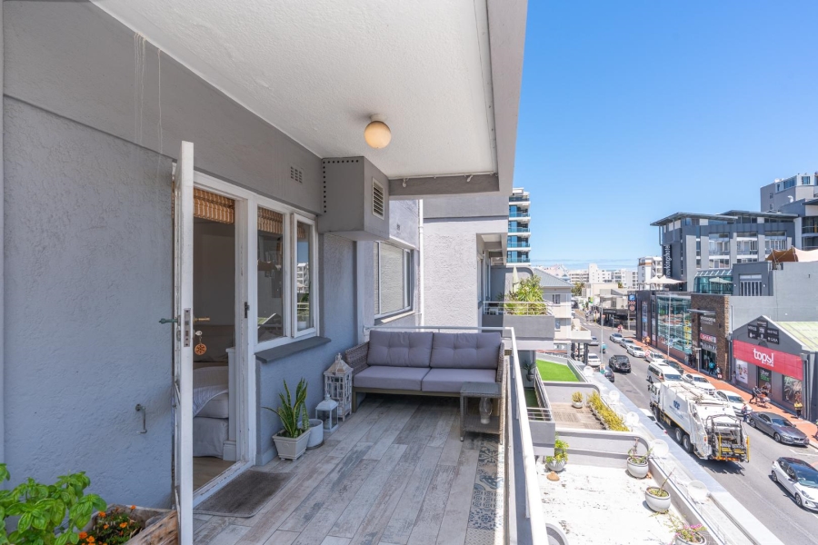 To Let 2 Bedroom Property for Rent in Sea Point Western Cape